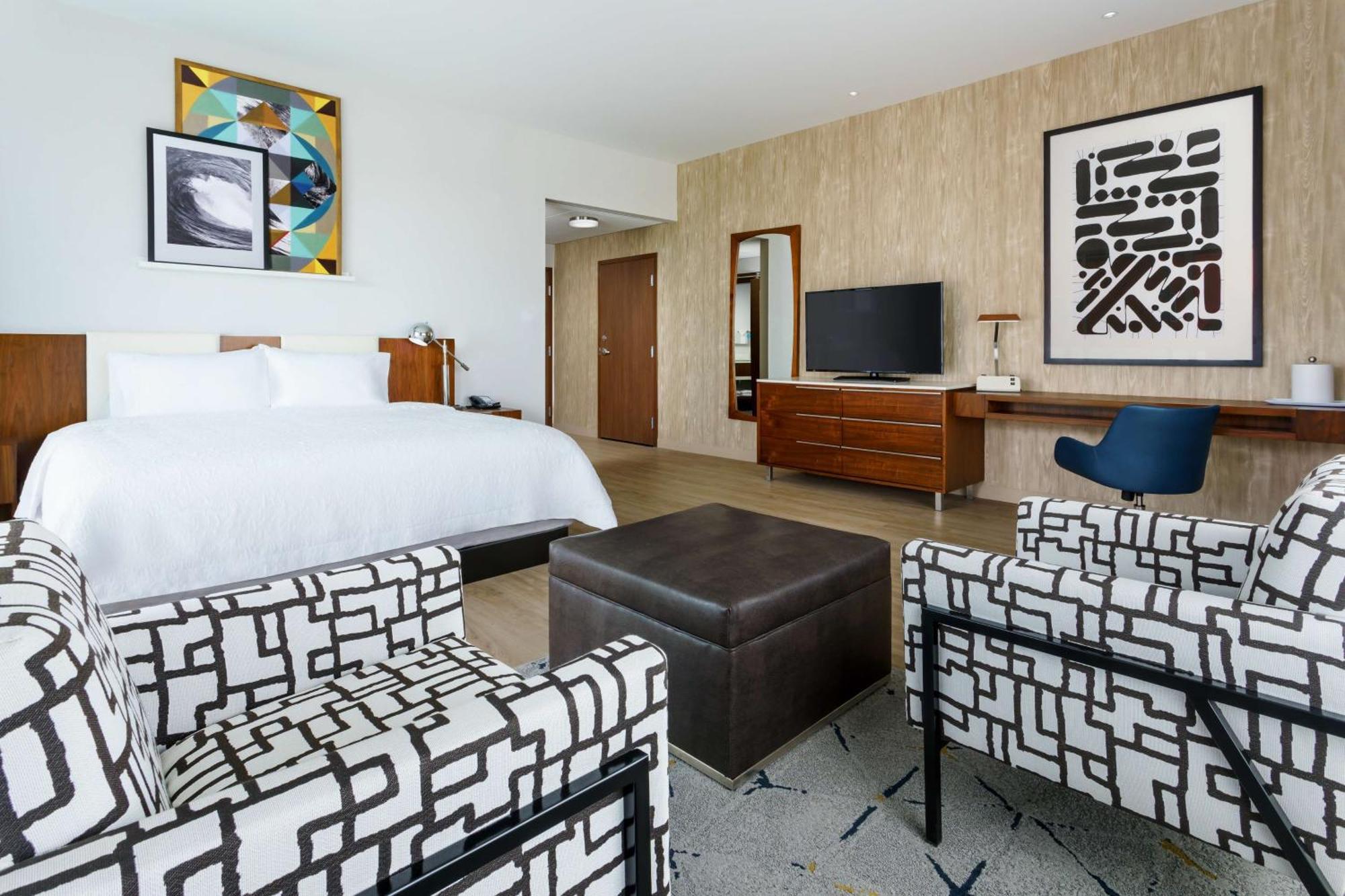 Hotel Hampton &